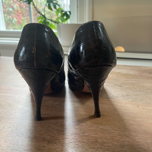 Vintage Alligator Heels - Picture 5 of 5